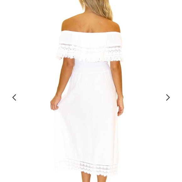 Constance Off-Shoulder Maxi Dress - Picture 2 of 8